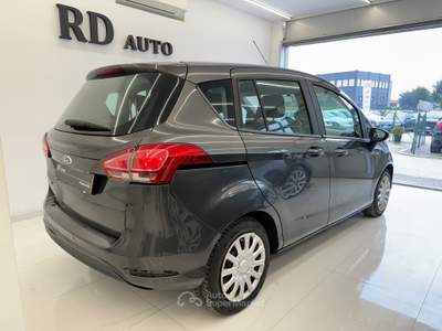 Ford B-Max 1.5 TDCi 95 CV Titanium okneopatentati Grigio usata Pistoia