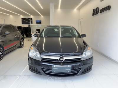 Opel Astra GTC 1.7 CDTI Nero usata Pistoia