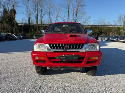 Mitsubishi L200 4WD Club Cab Pick-up GLS Rosso usata Pistoia
