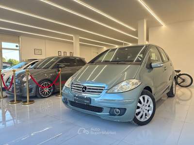Mercedes-Benz Classe A Mercedes - Benz A 200 Avantgarde 136cv Grigio usata Pistoia