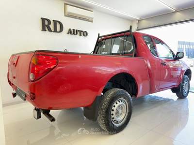 Mitsubishi L200 inform einzelkabine 4WD Rosso usata Pistoia