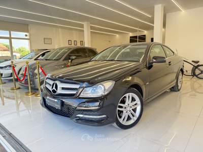 Mercedes-Benz Classe C C220 Coupe 170cv cdi Avantgarde Automatica Nero usata Pistoia