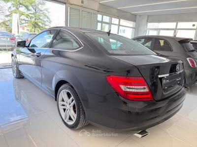 Mercedes-Benz Classe C C220 Coupe 170cv cdi Avantgarde Automatica Nero usata Pistoia