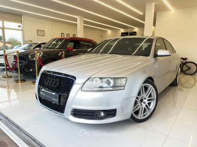 Audi A6 3.0 V6 TDI 240CV berlina quattro tiptronic Nero usata Pistoia