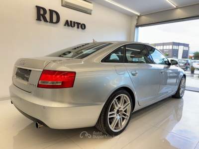 Audi A6 3.0 V6 TDI 240CV berlina quattro tiptronic Nero usata Pistoia