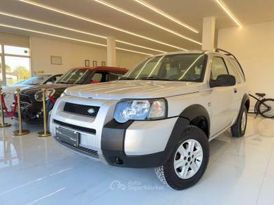 Land Rover Freelander 3P gancio traino Nero usata Pistoia