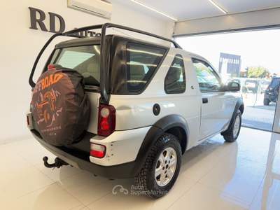 Land Rover Freelander 3P gancio traino Nero usata Pistoia
