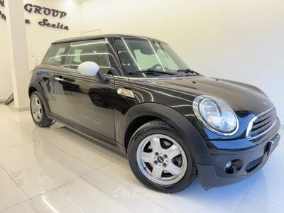 MINI 1.5 Cooper D Hype 5 1.4 16V One ok neopatentati Nero usata Pistoia