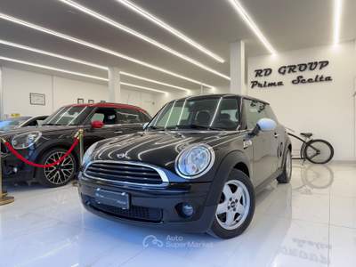 MINI 1.5 Cooper D Hype 5 1.4 16V One ok neopatentati Nero usata Pistoia