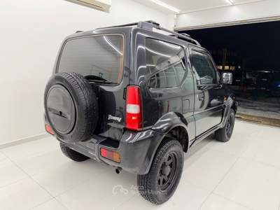 Suzuki Jimny Jimmy 1.5 ddis JLX+ 4wd Okneopatentati Nero usata Pistoia