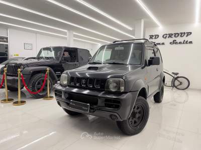 Suzuki Jimny Jimmy 1.5 ddis JLX+ 4wd Okneopatentati Nero usata Pistoia