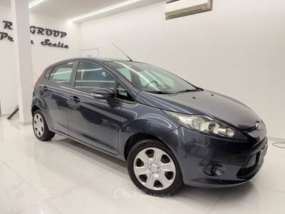 Ford Fiesta 5p 1.4 tdci Ambiente okneopatentati Grigio usata Pistoia