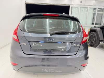 Ford Fiesta 5p 1.4 tdci Ambiente okneopatentati Grigio usata Pistoia