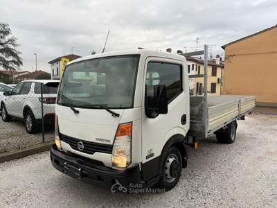 Nissan Cabstar 35.13 2.5 TDI 150CV Bianco usata Pistoia