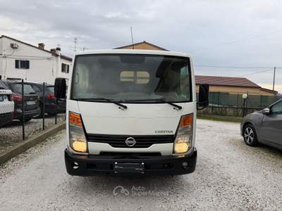 Nissan Cabstar 35.13 2.5 TDI 150CV Bianco usata Pistoia