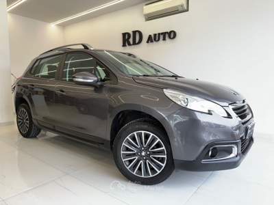 Peugeot 2008 1.2 VTi Active ok neopatentati Grigio usata Pistoia