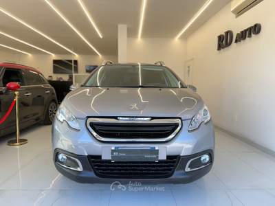 Peugeot 2008 PureTech 82CV Active ok neopatentati Grigio usata Pistoia
