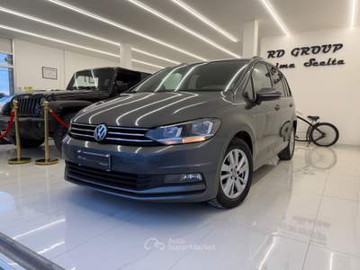 Volkswagen Touran DSG IVA 7 posti Grigio usata Pistoia