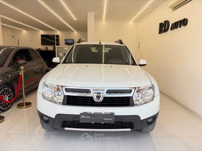 Dacia Duster 4x2 Lauréate ok neopatentati Bianco usata Pistoia