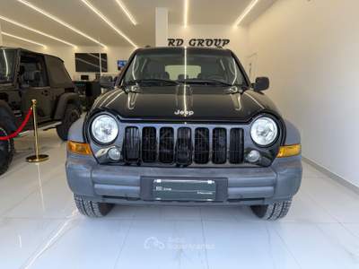 Jeep Cherokee Sport automatica Nero usata Pistoia