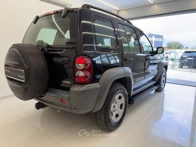 Jeep Cherokee Sport automatica Nero usata Pistoia
