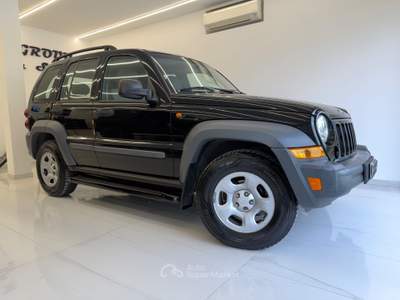 Jeep Cherokee Sport automatica Nero usata Pistoia