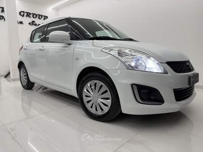 Suzuki Swift 1.2 5 porte B-Easy neopatentati euro6B Bianco usata Pistoia