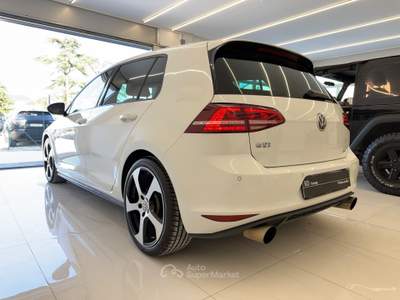Volkswagen Golf DSG 220CV AUTOMATICA SCARICO SPORTIVO Bianco usata Pistoia