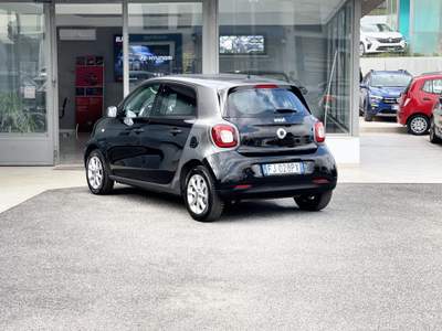 Smart ForFour Benzina 71CV E6 Neo - 2017 Nero usata Roma