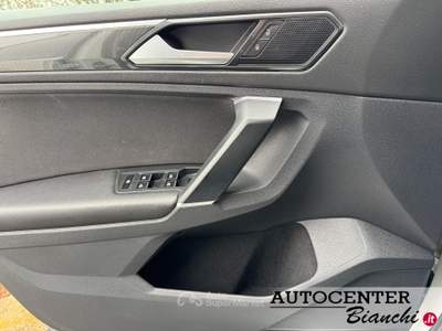 Volkswagen Tiguan 2.0 TDI 4-motion Highline 150cv dsg Bianco usata Castelnovo ne' Monti