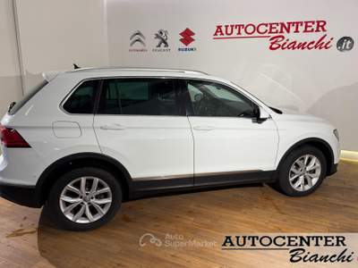 Volkswagen Tiguan 2.0 TDI 4-motion Highline 150cv dsg Bianco usata Castelnovo ne' Monti
