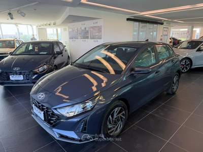 Hyundai i20 48V DCT Connectline Grigio usata Nola