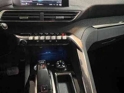 Peugeot 3008 3008 II 2016 1.5 bluehdi Allure s Grigio usata Romano di Lombardia