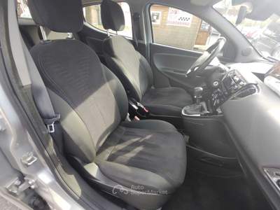 Lancia Ypsilon OK NEOPATENTATI, GARANZIA L.12 MESI, BENZINA\METANO Argento usata Reggio nell'Emilia