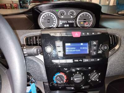 Lancia Ypsilon Ypsilon III 2021 1.0 firefly hybrid Silver s Rosso usata Bologna