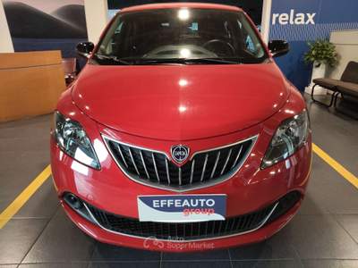 Lancia Ypsilon Ypsilon III 2021 1.0 firefly hybrid Silver s Rosso usata Bologna