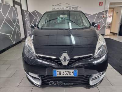 Renault Scénic Neopatentati Nero usata larciano