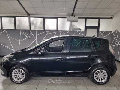 Renault Scénic Neopatentati Nero usata larciano