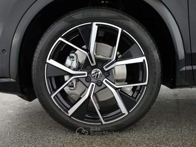 Volkswagen Tiguan 2.0 TDI R LINE DSG NAVI MATRIX 20 KAMERA TETTO Nero usata Ciampino