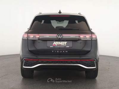 Volkswagen Tiguan 2.0 TDI R LINE DSG NAVI MATRIX 20 KAMERA TETTO Nero usata Ciampino