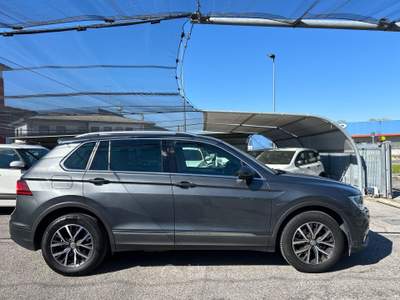 Volkswagen Tiguan 2.0 tdi Business 150cv dsg#BAULE ELETTRICO Grigio usata NOALE