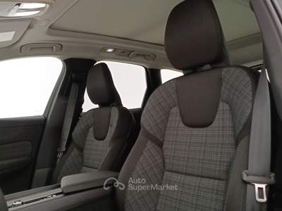 Volvo XC60  2.0 t6 phev core awd auto Nero usata Rivoli