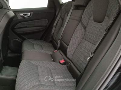 Volvo XC60  2.0 t6 phev core awd auto Nero usata Rivoli