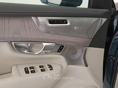 Volvo XC90  2.0 t8 phev ultra bright awd 7p.ti auto Blu/Azzurro usata Rivoli