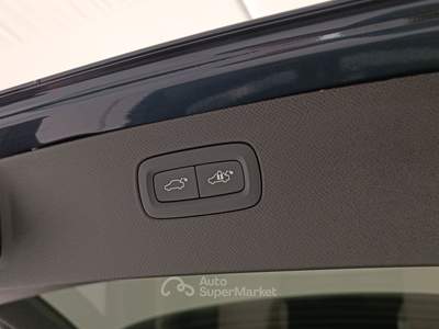 Volvo XC90  2.0 t8 phev ultra bright awd 7p.ti auto Blu/Azzurro usata Rivoli