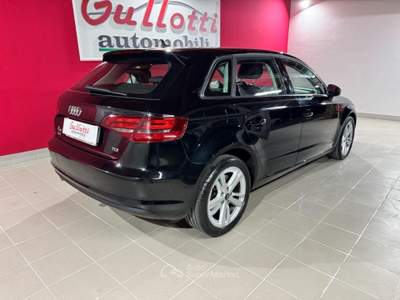 Audi A3 SPB 1.6 TDI 110CV Ambition Nero usata Bronte