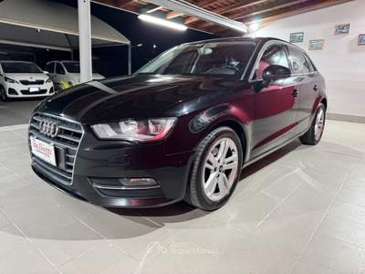 Audi A3 SPB 1.6 TDI 110CV Ambition Nero usata Bronte