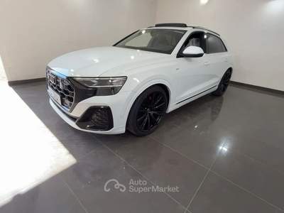 Audi Q8 3.0 tdi mhev S line quattro286cv auto Bianco usata ARICCIA