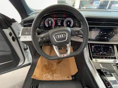 Audi Q8 3.0 tdi mhev S line quattro286cv auto Bianco usata ARICCIA