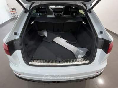 Audi Q8 3.0 tdi mhev S line quattro286cv auto Bianco usata ARICCIA
